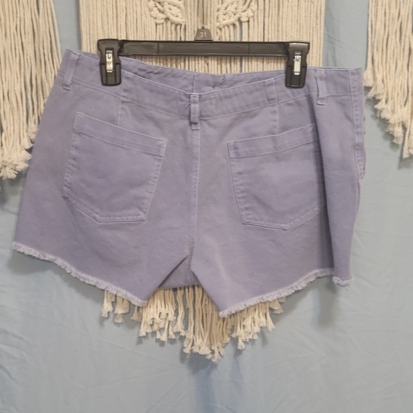 C&V - Picture 3 of 5